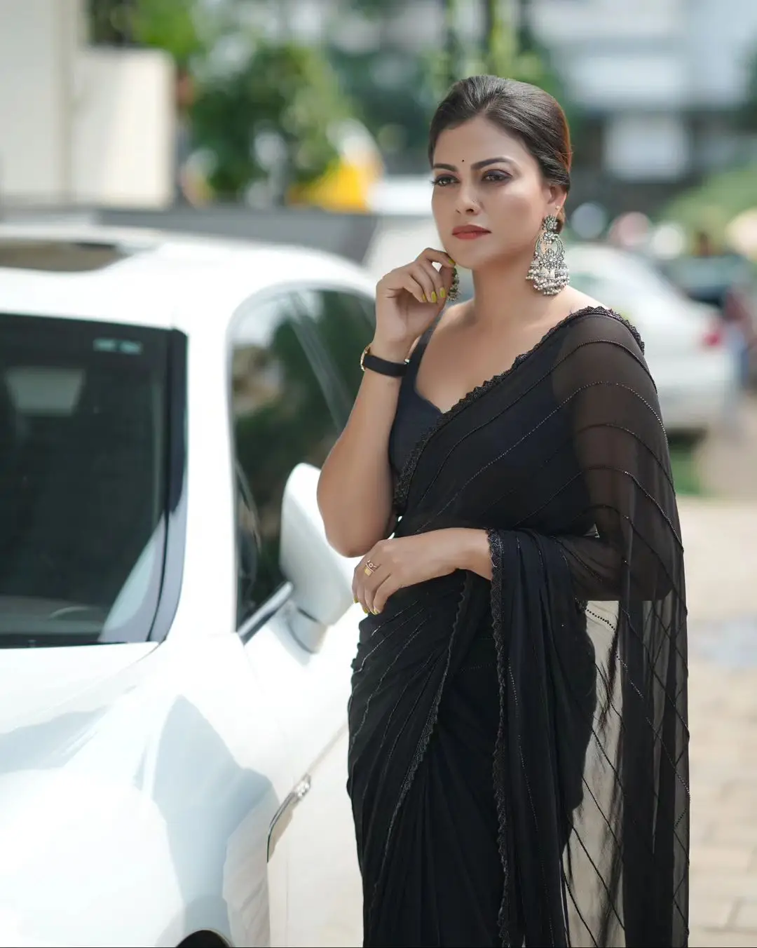 Malayalam Actress Anusree Nair Photos in Black Saree Sleeveless Blouse